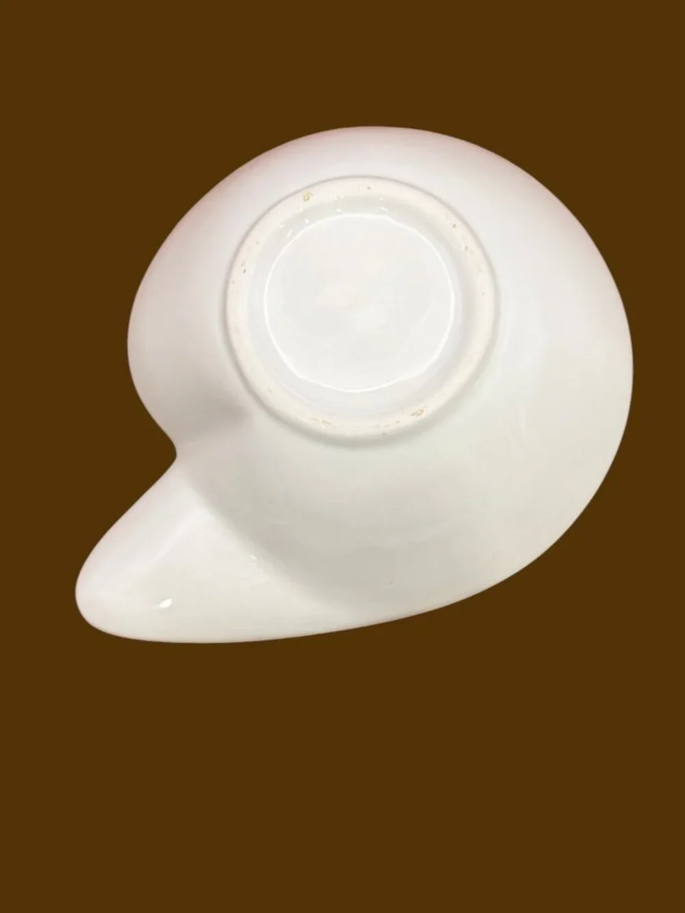 White Nautilus Shell Shaped Bowl Made Of Porcelain Ceramic Dish Bowl Small Plate